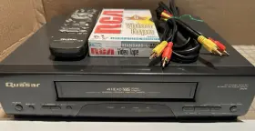 Vhq-44 Quasar Vhq44 Head Vhs Vcr Working See Video Includes Remote And New Tape