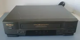 Vhq660 Quasar Vhs/vcr 4 Head Hifi Stereo Needs Repair