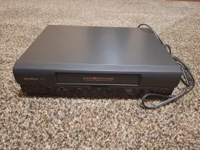 Vhq750 Quasar 4 Head Vhs Player Tested And Working
