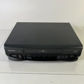 Vhq820 Quasar By Panasonic Vhs Player - Works No Remote