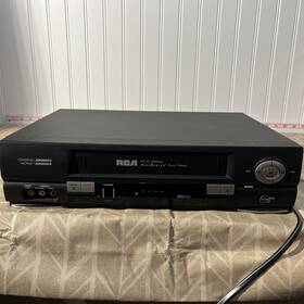 Rca 639hf Vhs Vcr Model 639hf. Untested