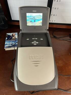 Rca Blv552 Portable Vhs Player Vintage Travel Car Camping 5.6 Inch Lcd Display Works