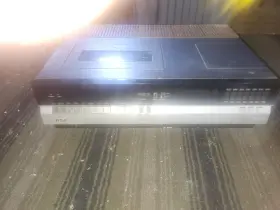 Vft650 Rca 1981 Selectavision Vhs Top Loading Heavy Early Vcr In Original Box