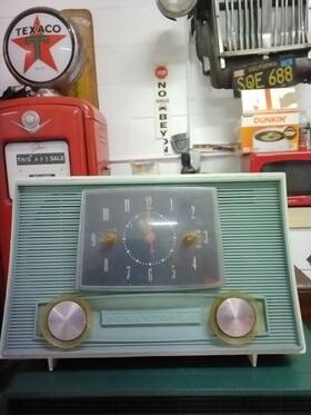 Rca Victor3-rd-45 1950s Radio