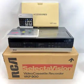 Vkp900 Rca Vtg Selectavision Vcr With Box Remote Manuals - Powers On