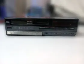 Vpt-495 Rca Vpt495 Vcr 4 Vhs Head Video Cassette Recorder Player Rare Not Working Vpt-495 Rca Vpt495 Vcr 4 Vhs Head Video Cassette Recorder Player Rare Not Working