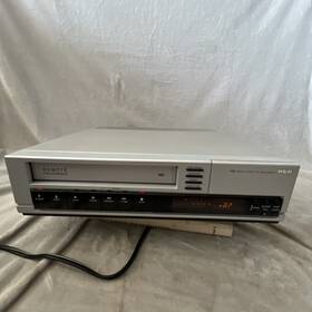 Rca Vpt289 Vintage Hq Video Cassette Recorder Power On For Part Only