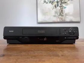 Vr323 Rca Vr232 Model Vcr Video Cassette Recorder Vhs Entertainment Series
