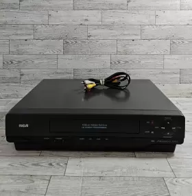 Vr501 Rca 4 Head Video Cassette Recorder Vcr Vhs Tape Player With Cable Tested