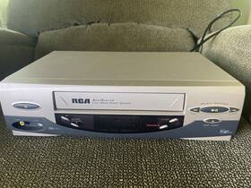 Rca Vr546 Accusearch Four Head Vcr Only Tested Working Guc