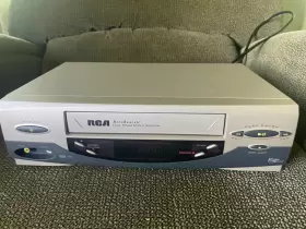 Vr546 Rca Accusearch Four Head Vcr Only Tested Working Guc