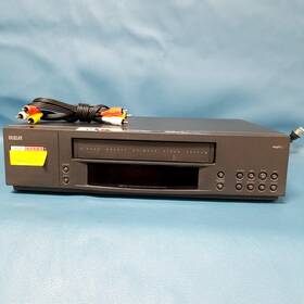 Rca Vr561 4-head Vcr Video Cassette Recorder Vhs Player Tested/no Remote