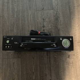 Rca Vr701hf - Vcr Video Player/recorder Vhs 4 Head Accusearch No Remote Tested