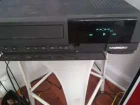 3702 Samsung Vhs. Vr Cassette Video Recorder No Remote