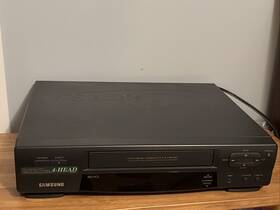 Samsung 5605 Vr56605 Vhs Vcr Player For Parts Only Read Description