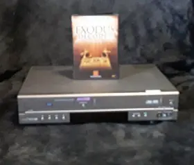 Dvd-v2000 Samsung Dvd/vhs Dual Deck Player -no Remote- Tested And Working