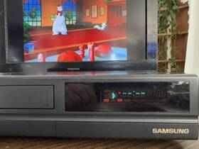 Samsung Vr3711 Vcr Vhs Model Hq Osp Tested And Working Nice Vintage Player