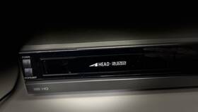 Samsung Vr4300 Rare Vintage V4300 Vcr Vhs Player Hw On Screen Programming With Remote