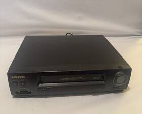 Samsung Vr5708 Vcr Model 4 Head Auto Tracking