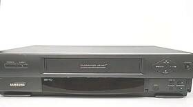Samsung Vr5805 Vhs Player Recorder Vcr 4-head Diamond Head Tested No Remote