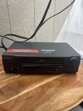 Vcr2510a Sansui Vcr Vhs Recorder Model No Remote - Tested Working