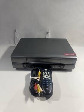 Sanyo H518 Vcr Vhs Player/recorder Model Vhr - With Universal Remote Tested