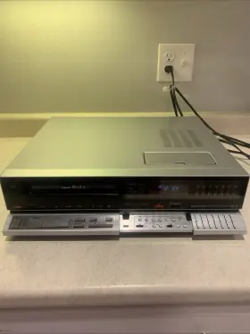 Vcr4030 Sanyo Beta Video Cassette Recorder 1985 - Powers On Untested With Tapes