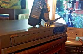Sanyo Vhr-5206 Vcr Video Cassette Recorder Vhs Player With Remote