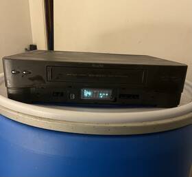 Sanyo Vhr-5212 Vhs Player With Power Cord Vintage
