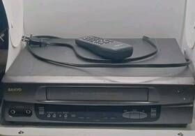 Sanyo Vhr-5436 Vhs Vhr-m118 Player With Remote Parts Only