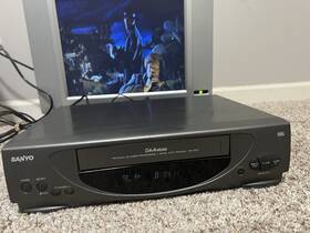 Sanyo Vhr-m407 4 Head Vcr Model Vhr- M407 Tested Works
