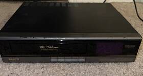 Sanyo Vhr9300 Vintage 1990 S 4 Head Vcr Vhr 9300 High Fidelity Video Digital Display