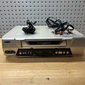 Vmw-686 Sanyo Vcr Model Vhs Player Tested Working With Av Cables