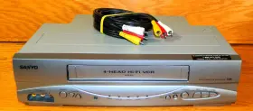 Vmw-950 Sanyo 4-head Hi-fi Vcr Video Cassette Recorder/ Player With Av Cable Works