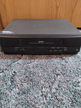 Vwm-240 Sanyo 4-head Vcr Vhs Player Works Tested No Remote