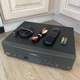 Sanyo Vwm-357 Vhs 4 Head Vcr Player Recorder With Remote And Cords Vtg Tested