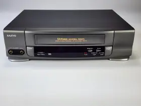 Vwm-360 Sanyo 4 Head Vcr Vhs Tape Player No Remote Or Av Cables Tested