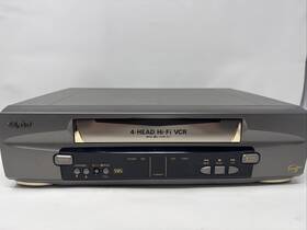 Sanyo Vwm-677 Vhs Vcr Player Recorder. Tested. No Remote