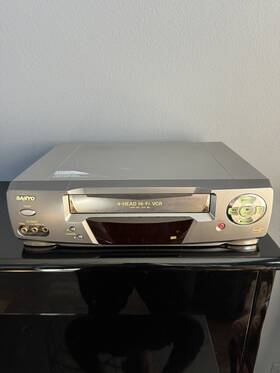 Sanyo Vwm-680 Vcr Plus Vhs Player 4-head Hi-fi No Remote Tested-works Great