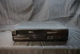 243-5490 Sears Vintage 1989 Vhs Vcr Player Model 580. Hq Series Tested 243-5490 Sears Vintage 1989 Vhs Vcr Player Model 580. Hq Series Tested
