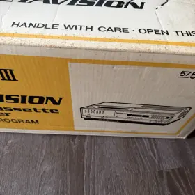 564.5311025 Sears Vintage 1982 Betavision Beta Tape Movie Video Cassette Recorder With Tapes