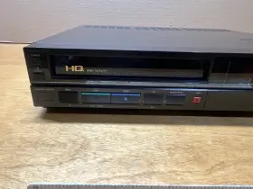 40545 Sharp Vintage Vhs Video Cassette Recorder Player Vcr