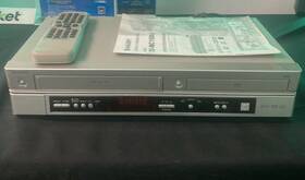 Sharp Dv-nc150 Dvd Vcr Combo Player With Remote And Manual