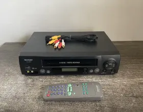 Pv-9400 Sharp Vcr With Remote And Cables 4 Head Hi-fi Vhs Tape Player - Tested Working Pv-9400 Sharp Vcr With Remote And Cables 4 Head Hi-fi Vhs Tape Player - Tested Working