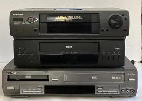 Rcavr525 Sharp Rca & Govideo Dvr4400 Vca545u And Sonic Blue Vcr/combos For Parts/repair
