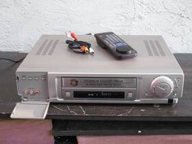 Sharp Rh330w Vc Rh330 8-head Titanium-coated Drum Multi System Hi-fi Vcr Pal Secam Ntsc
