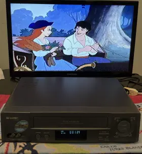 Vc-a574u Sharp Vc-574u 4-head Vhs Player Recorder Vcr With Cables- Tested Working