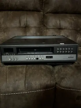 Vc-8400 Sharp Vhs Vcr Powers On Tape Will Not Fully Insert No Remote As-is