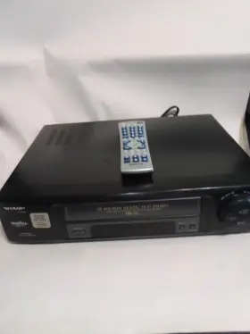 Vc-955u Sharp Vhs Vcr With Universal Remote Works Good