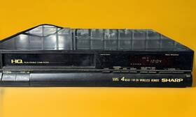 Sharp Vc-a102u Vc-a600u Vcr Video Cassette Recorder Vhs Player. No Remote. Parts Only